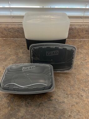 GLAD Black Meal Prep Containers with Clear Lids - 18 containers